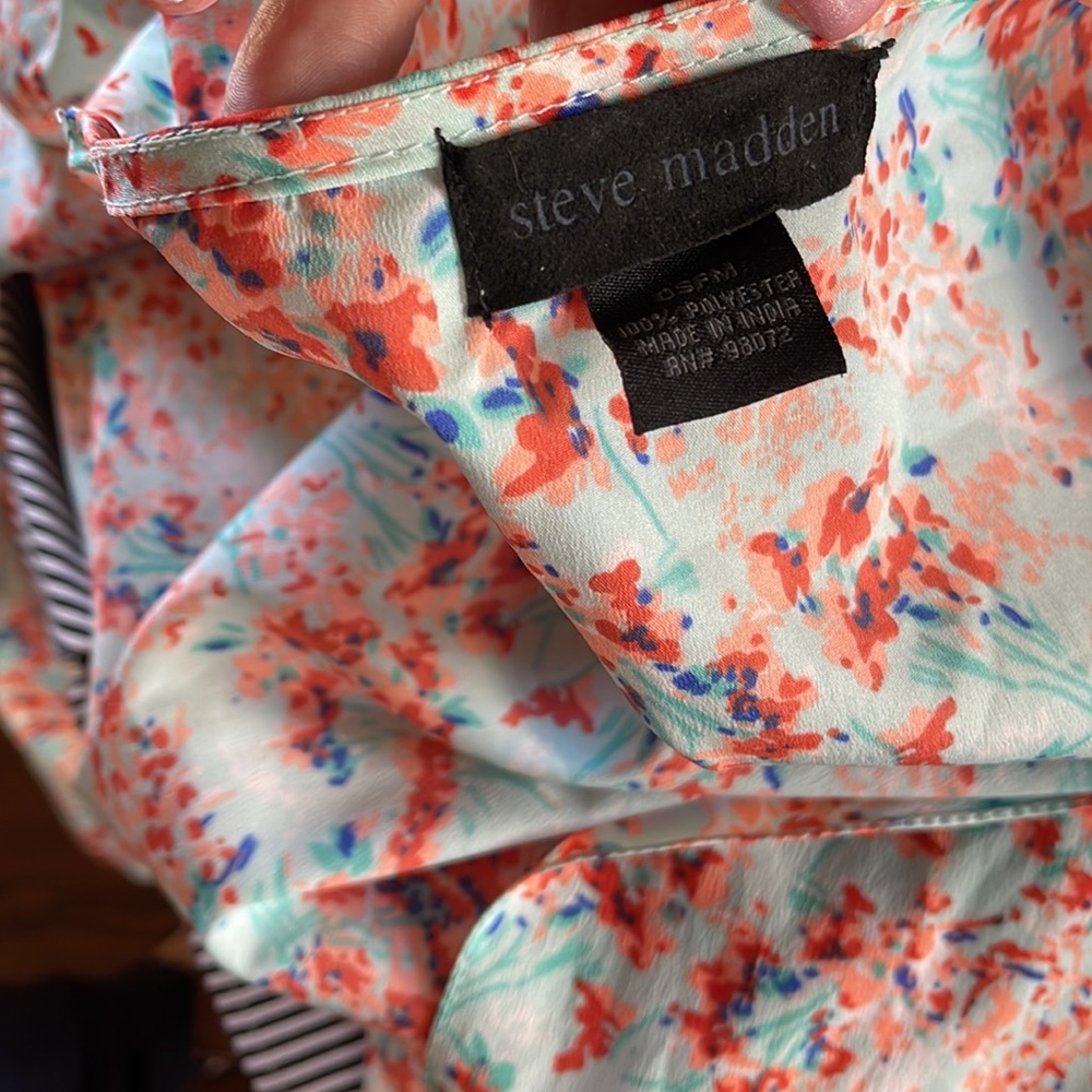 Steve Madden | Seafoam Spring
Breeze Luxe Kimono Women’s OSFM - Picture 11 of 12